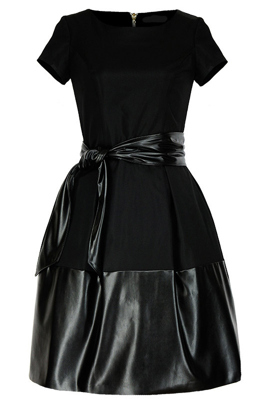 LaKey 183 czarna rozkloszowana sukienka z suwakiem
